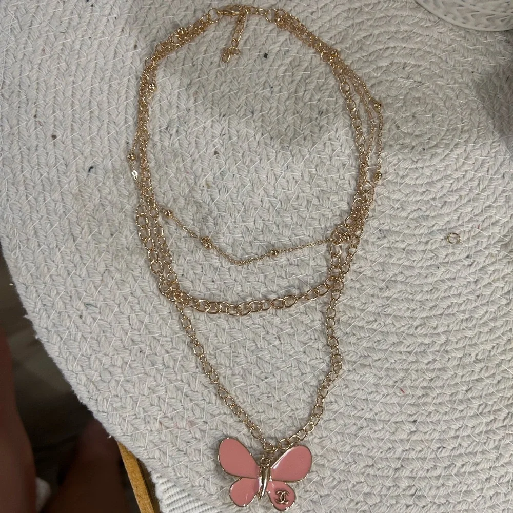 You Pick ⛏️🌟 White or Pink Butterfly Chanel Zipper pull on gold Necklace - Picture 5 of 8